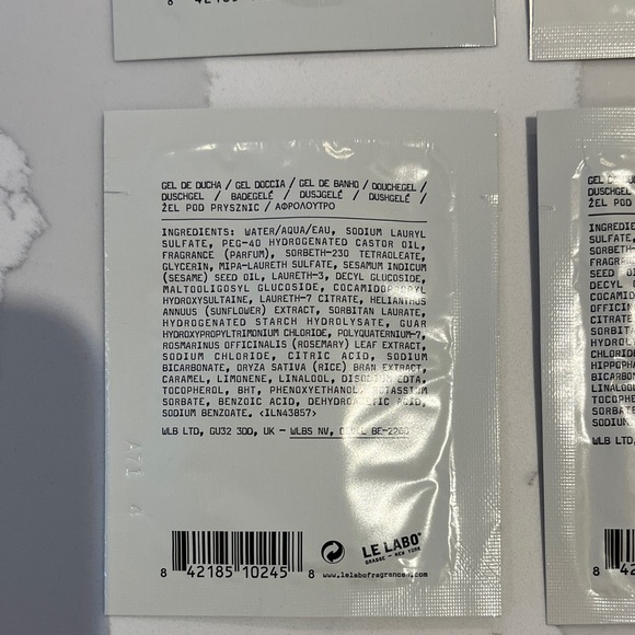 Le Labo Mini Toiletry Sachets Set - Picture 8 of 10